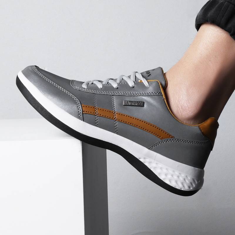 Jogging Men Vulcanized Sneakers Fashion Running Trainers Youth Student Trend Non-slip Footwear PU Leather Waterproof Board Shoes 940e