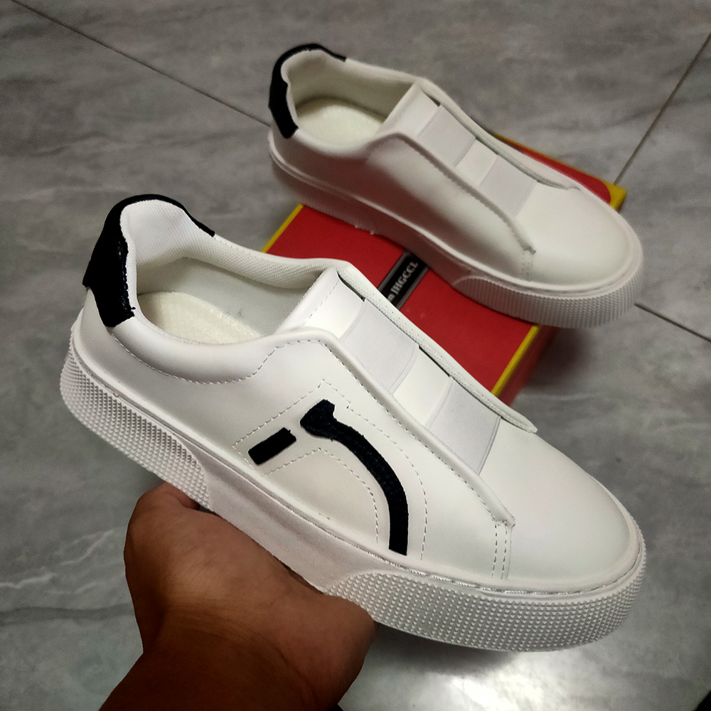 High-quality leather men's casual shoes, leather shoes, white sports shoes, everyday flat shoes, anti-slip and moisture-proof walking shoes A15