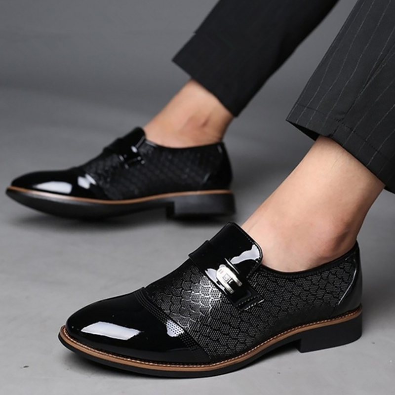 Plus 48 49 50 Men's Dress Shoes Leather Embossing Classic Fashion Luxury Men Shoes Non Slip Mans Footwear Anti-slip Black Shoes