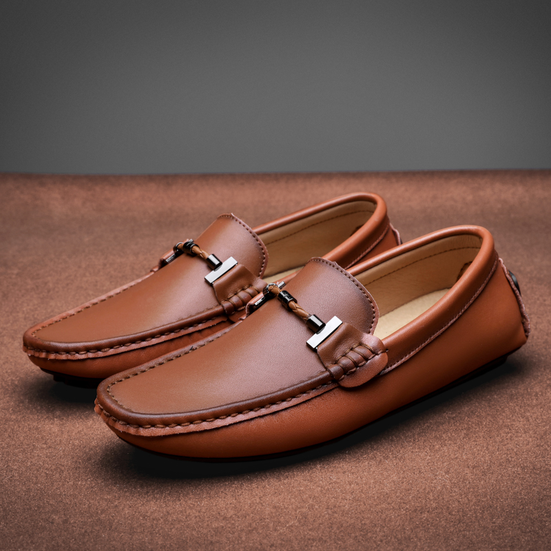 New Italian Mens Shoes Casual Retro Slip on Formal Shoes Men Loafers Moccasins Soft Leather Driving Shoes Lightweight Boat Shoes