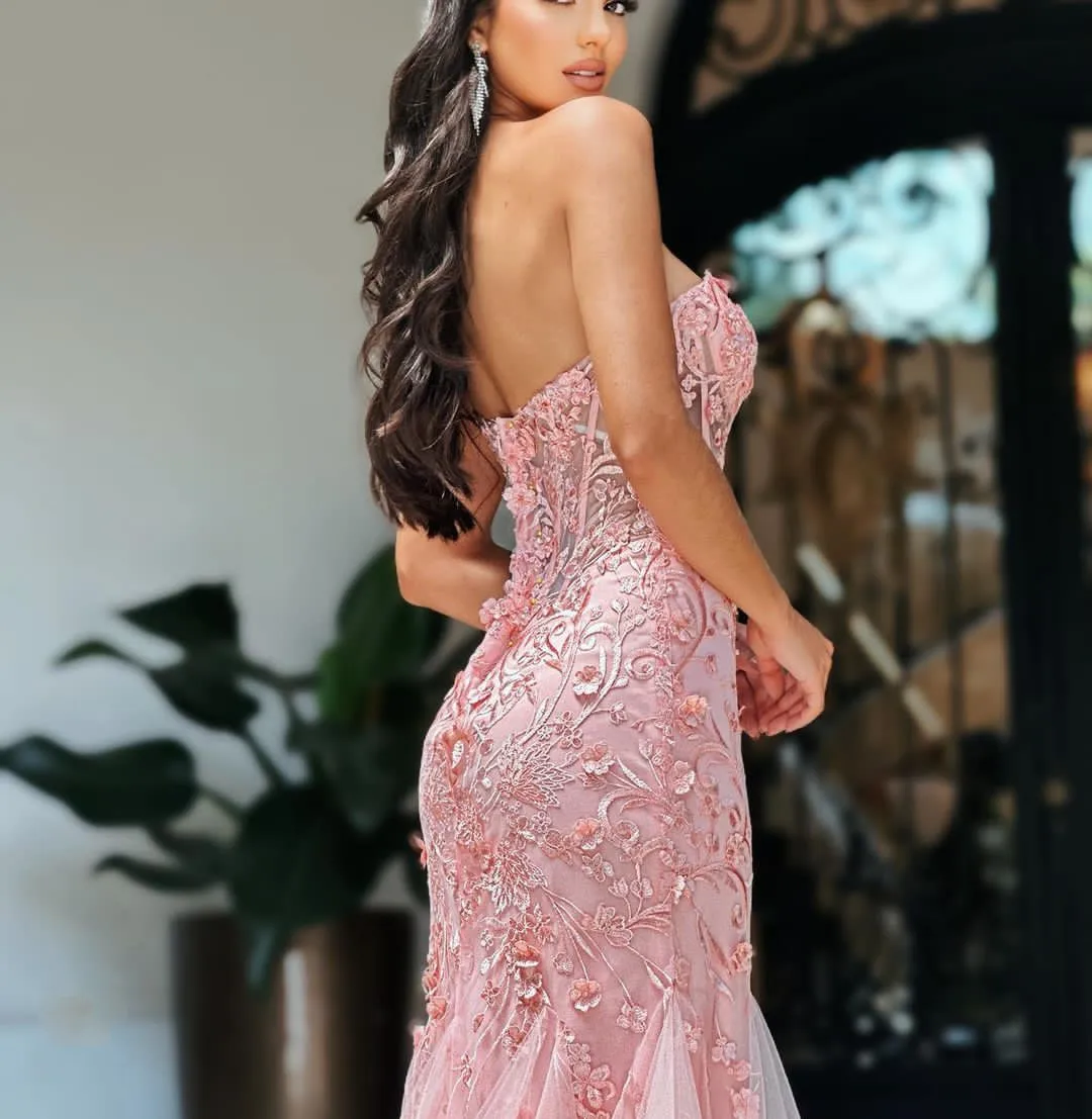 Elegant Mermaid Evening Dresses Sweetheart Neck Sleeveless Gown Backless Lace Appliques Sweep Train Dress Party Prom Custom Made