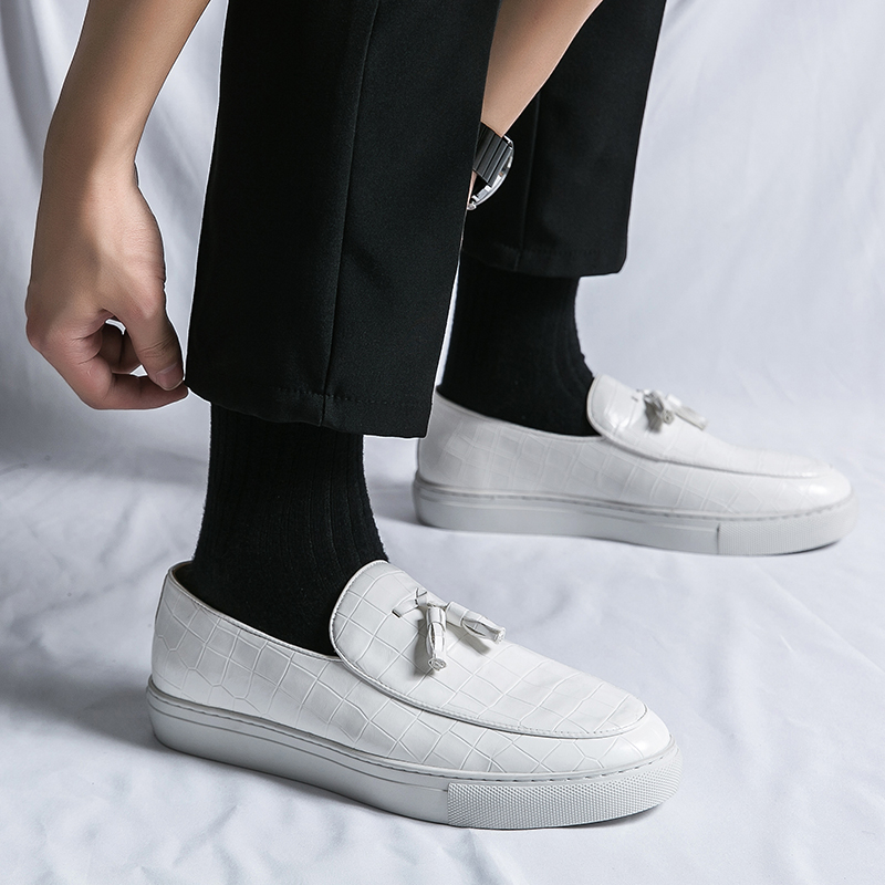 Classics Men Loafers Slip on White Wedding Men Shoes Casual Man Dress Men Fashion Moccasins Business Luxury Leather Shoes Men