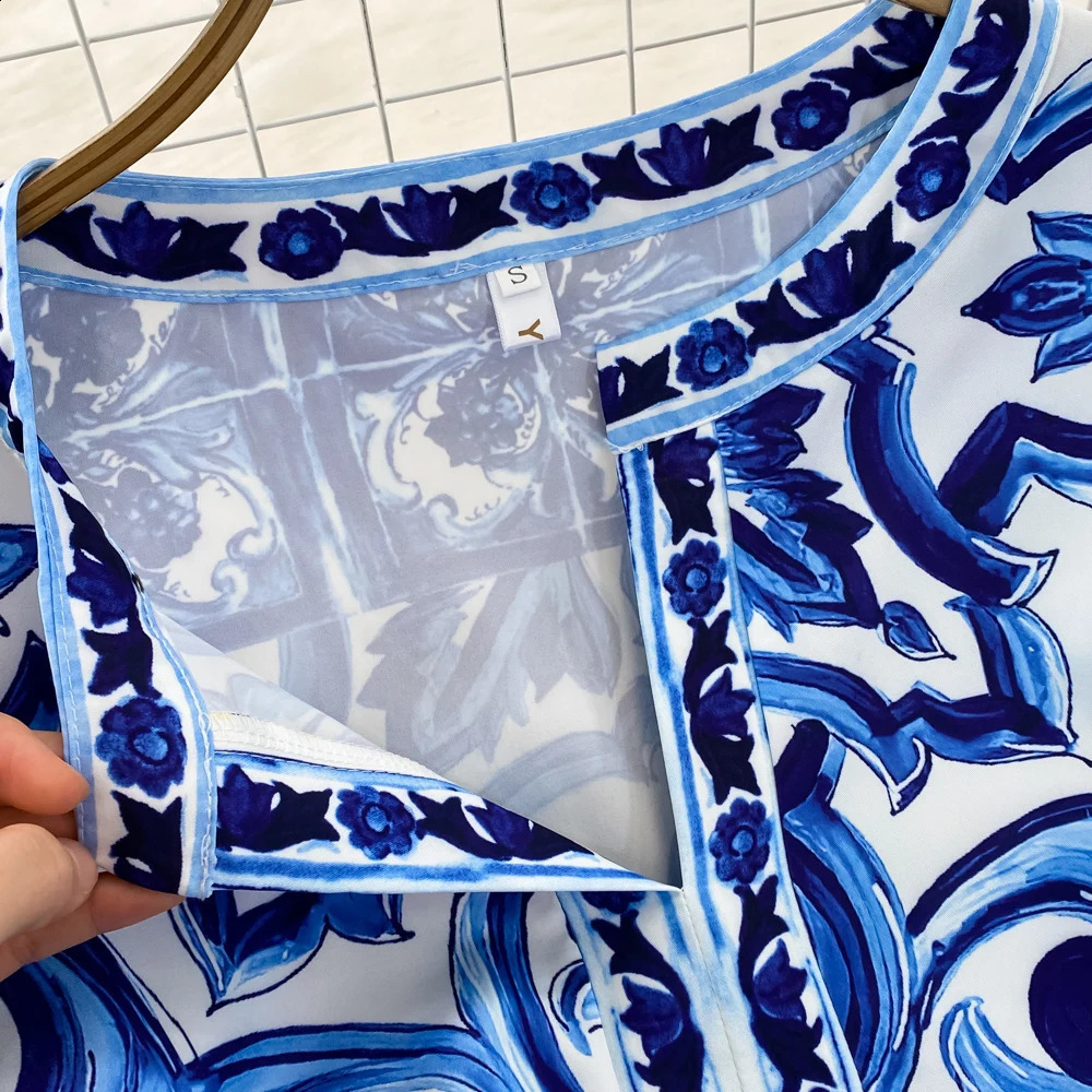 Summer Runway Blue And White Porcelain Long Dress Women O-Neck Flare Sleeve Floral Print Bohemian Side Split Loose Robe Vestidos240730