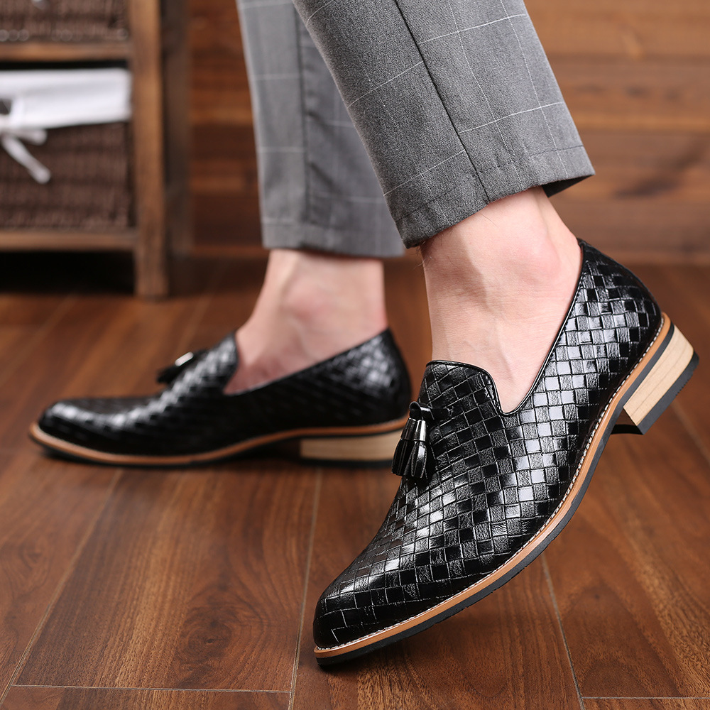 Men's Fashion Casual Shoes Woven Leather Men Classic British Style Tassels Loafers Mens Slip-on Outdoor Driving Flats