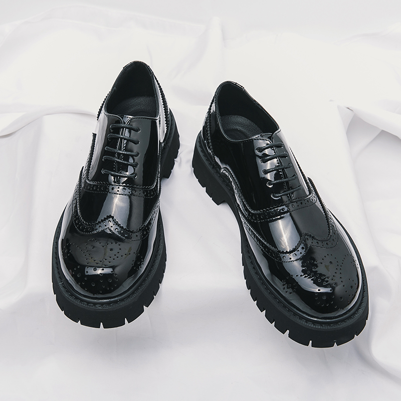 Brogue Round Head Leather Brand Luxury Men Casual Driving Designer Black Thick Soled Lace Up Oxford Shoes Wedding Dress Shoes
