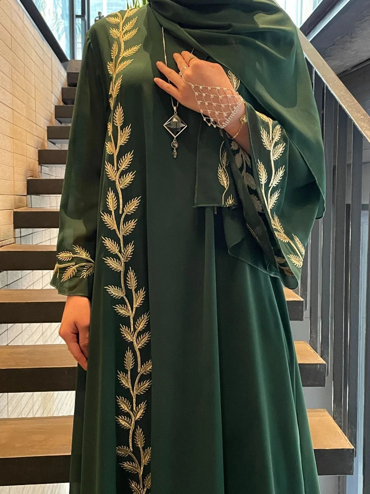 Eid Muslim Abaya for Women Embroidery Dress with Scarf 2 Piece Set Dubai Arab Long Robe Morocco Abayas Kaftan Headscarf Gorgeous 240722