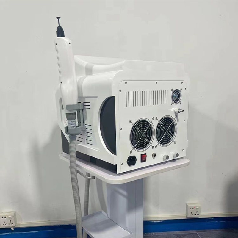 Black Face Doll Q-switch Nd Yag Picosecond Laser Tattoo Freckles Birthmark Removal Machine Triple Wavelength Skin Whitening Carbon Peel Washing Eyebro