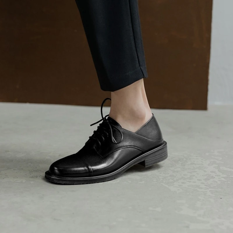 HOT SALE Spring/Autumn Women Loafers Genuine Leather Shoes for Women Round Toe Low Heel Women Pumps Casual Lace-up Oxford Shoes