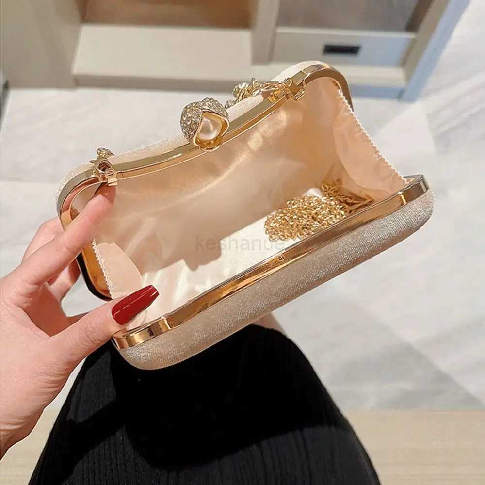 Gold Velvet Evening Bag Fashion French Vintage Pearl Chain Shoulder Bags Banquet Clutch Wedding PartyXJ240730