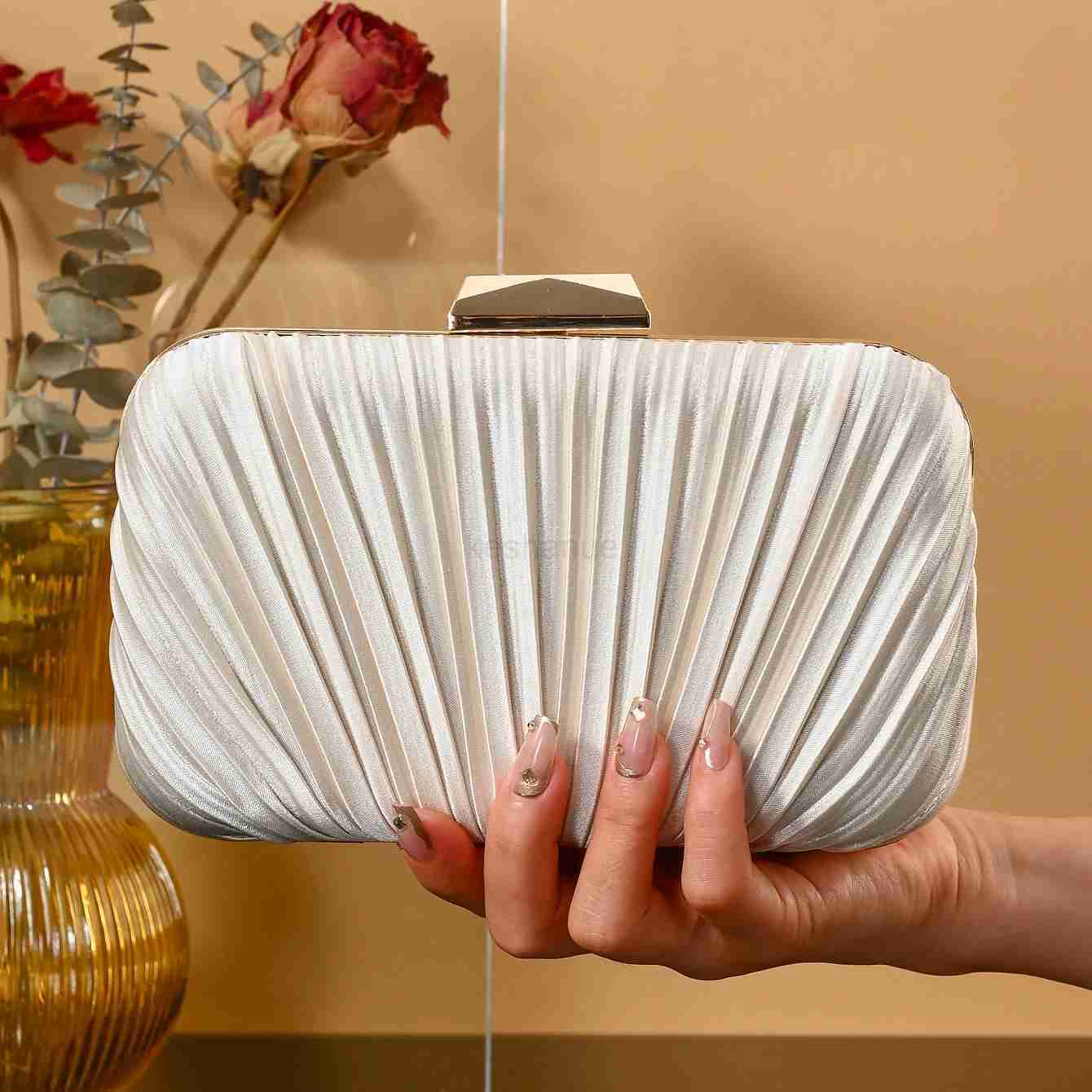 ladies party wrinkle clutch bag Metal chain shoulder bag dress hand bag champagne evening wedding party bags for womenXJ240730