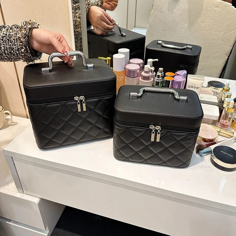 High Quality Waterproof Womens PU Leather Cosmetic Bag Portable Cosmetic Case Large Capacity Make Up Travel Suitcase Organizer 240729