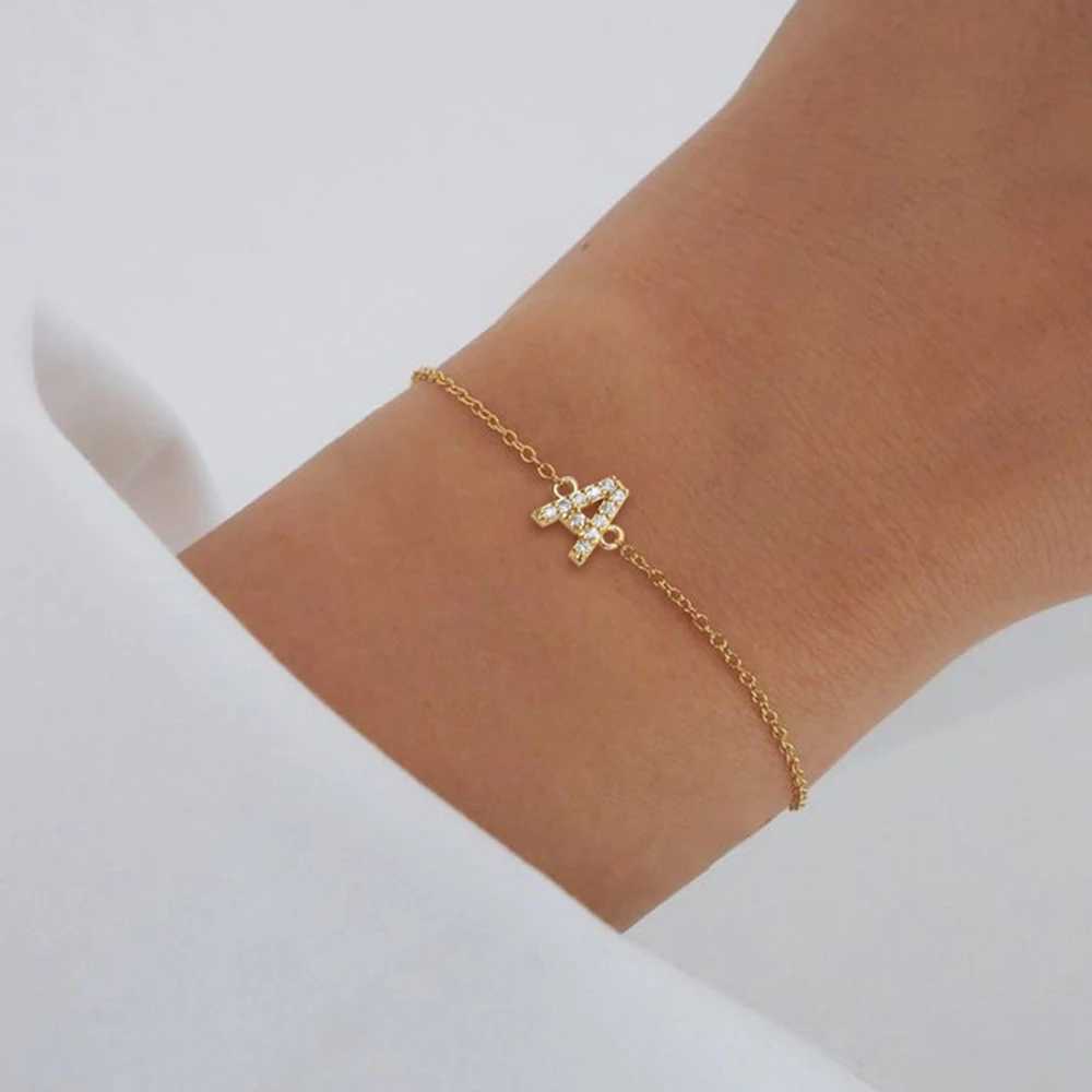 Classic Pave zirconia A-Z letter bracelet for womens fashion 26 initial stainless steel chain charm bracelet for womens jewelry giftsW240730