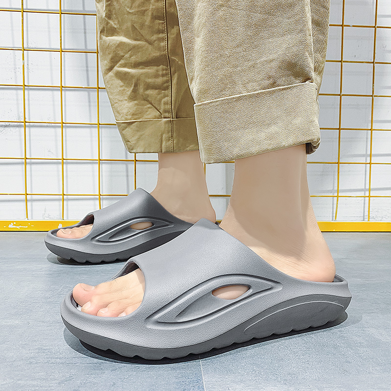 New Men's Slippers Outdoor Indoor Sandals Beach Men Casual Shoes Thick Soft Slides Men Flip-flops Men's Slippers Big Size 46 47