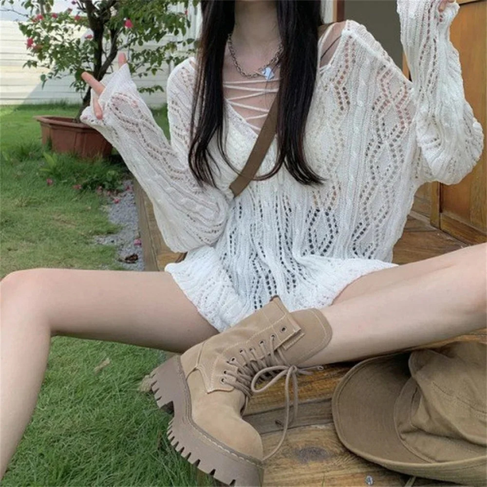girl hole lazy style full sleeve skydiving top with sexy womens casual streetwear and sweater pullout 240812