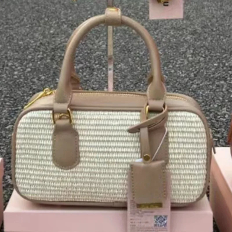 Small Square Bag Weave Boston Straw Pillow Shape Single Shoulder Bags PU Leather Handle Lady Fashion Handbags with Strap 240730