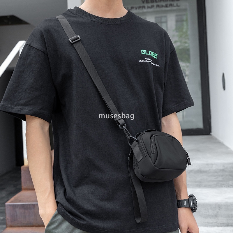 Men's single shoulder crossbody bag lightweight fashion casual men's bag small bag portable sports small backpack mini mobile phone bag