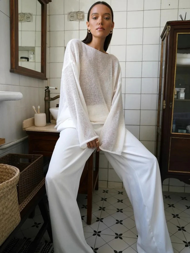 Elegant Knitted Hollow Floral Womens Loose Oneck Long Sleeve See Through Jumper Summer Y2k Fashion Beach Sweater w240812