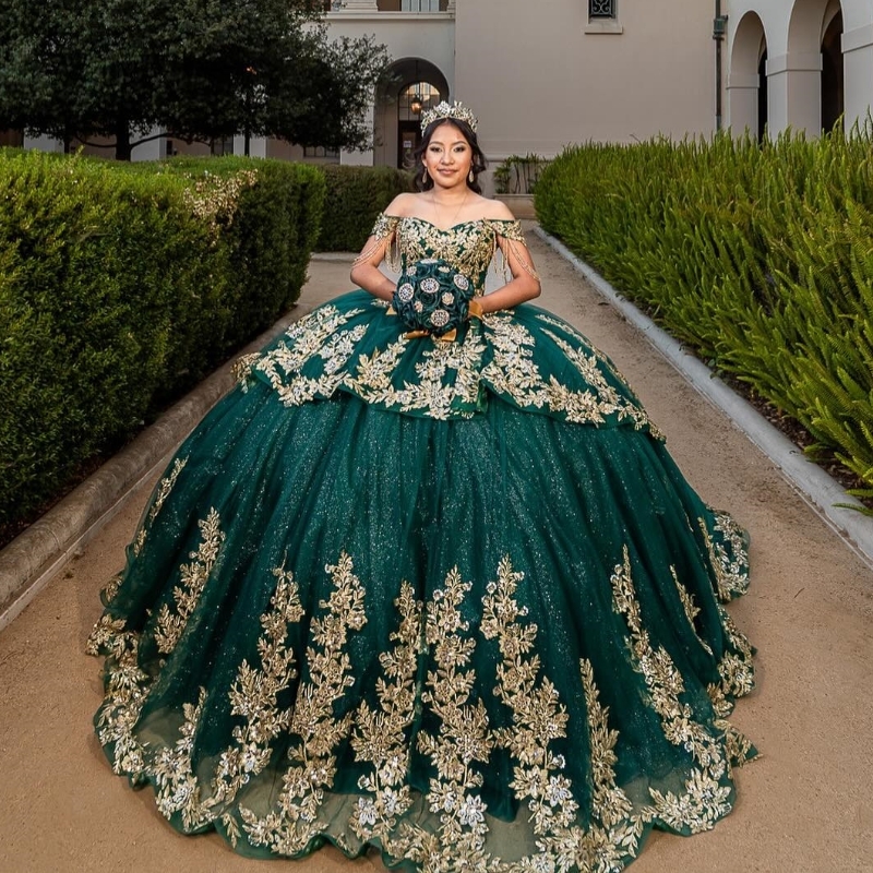 Emerald Green Shiny Quinceanera Dress Ball Gown Off The Shoulder Gold Lace Applique Beads Tull Corset Sweet 16 Vestidos De 15 Anos