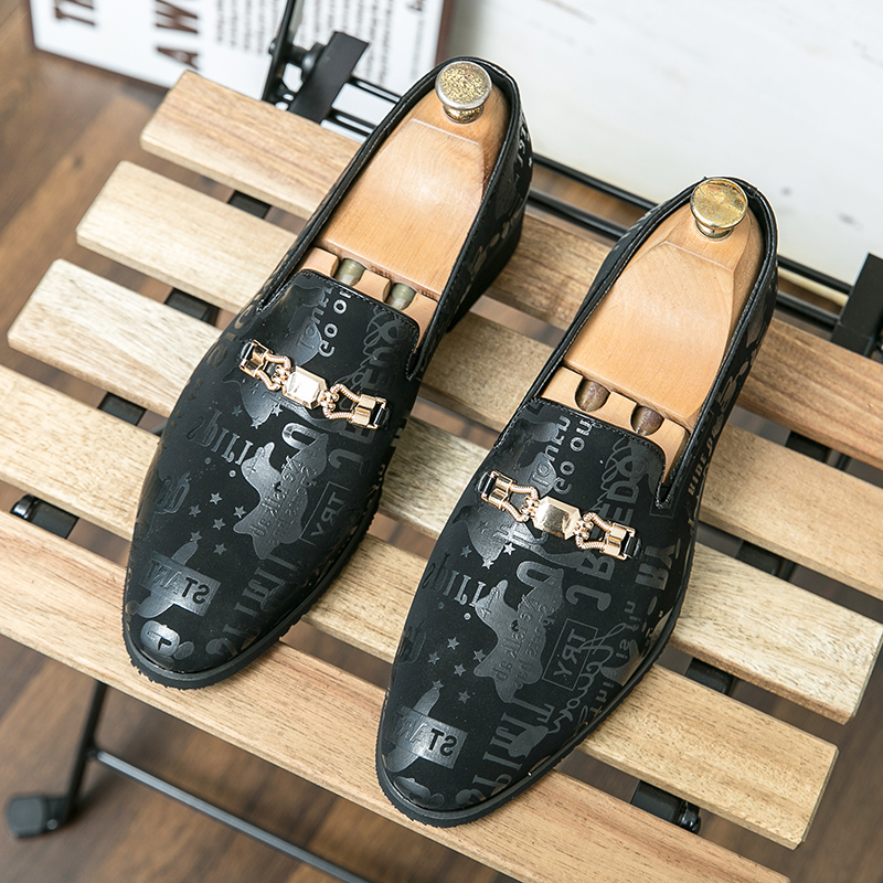 Mens White Casual Loafers Driving Moccasin Fashion Male Comfortable Business Formal Spring Leather Men Lazy Metal Dress Shoes c2e4