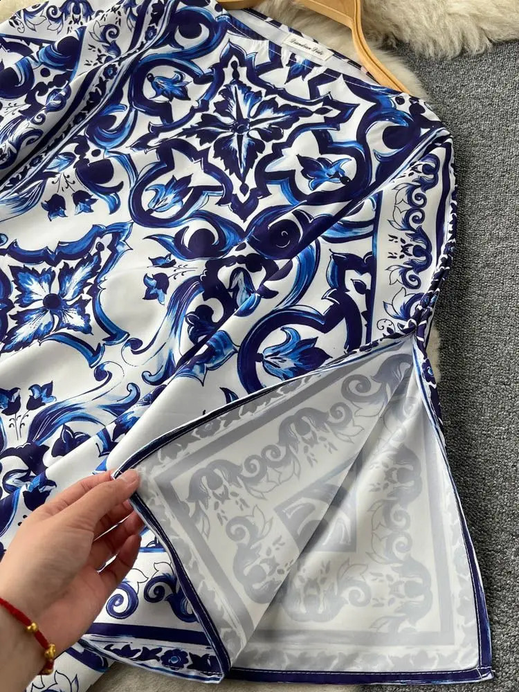 Summer Fashion Blue And White Porcelain Print Long Loose Robe Womens Batwing Sleeve Retro Slash Neck Side Split Maxi Dress240730