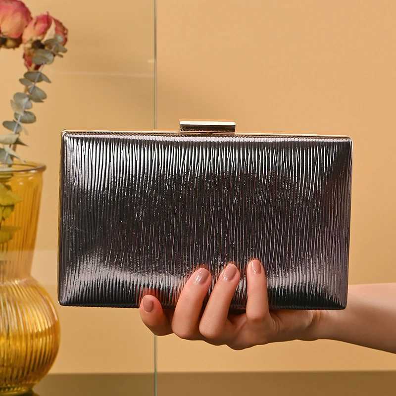 New Luxury shoulder Bag Wedding party Clutch Bag Women wrinkle clutch bag latest woman evening bag party purseXJ240730