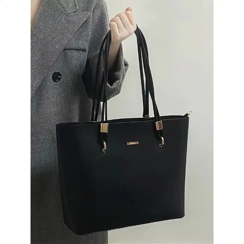 Black PU Tote Bag Womens High Capacity Minimalist Zipper Shoulder Classic Fashion Classroom Handbag 240729