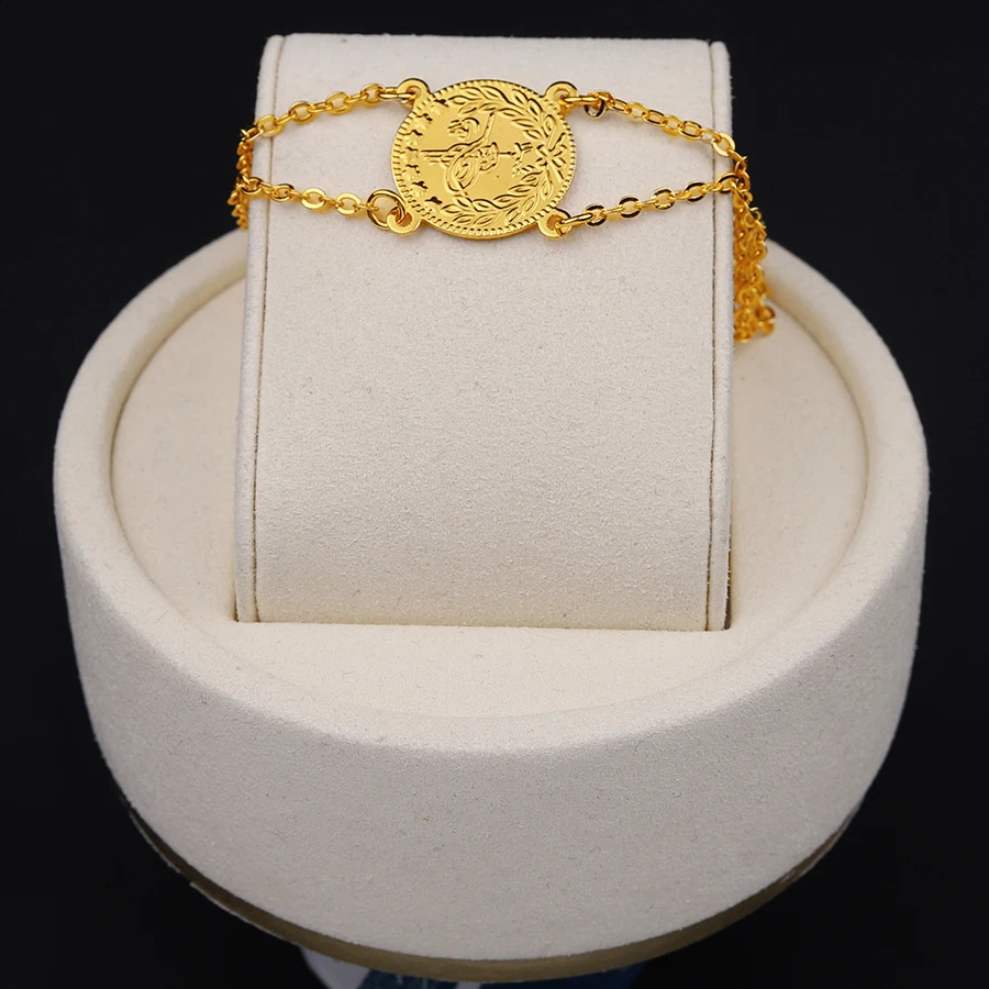24K Goldlen Round Two Piece Set Womens Jewelry Dubai Ethiopia Europe Dubai USA Middle East Japan and South Korea Bridal 240723