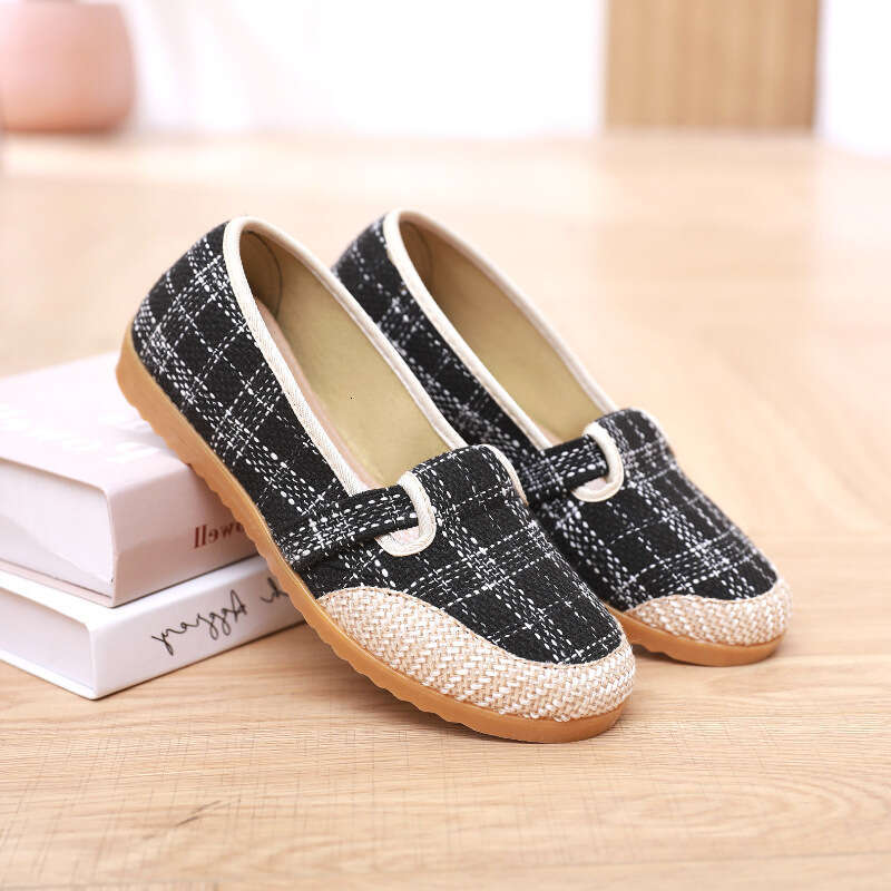 Old Ddmysports S Cloth Women Canvas Shoes Fashionable Versatile Slip Resistant And Comfortable To Step On Outdoor Shoes hoes lip tep hoes