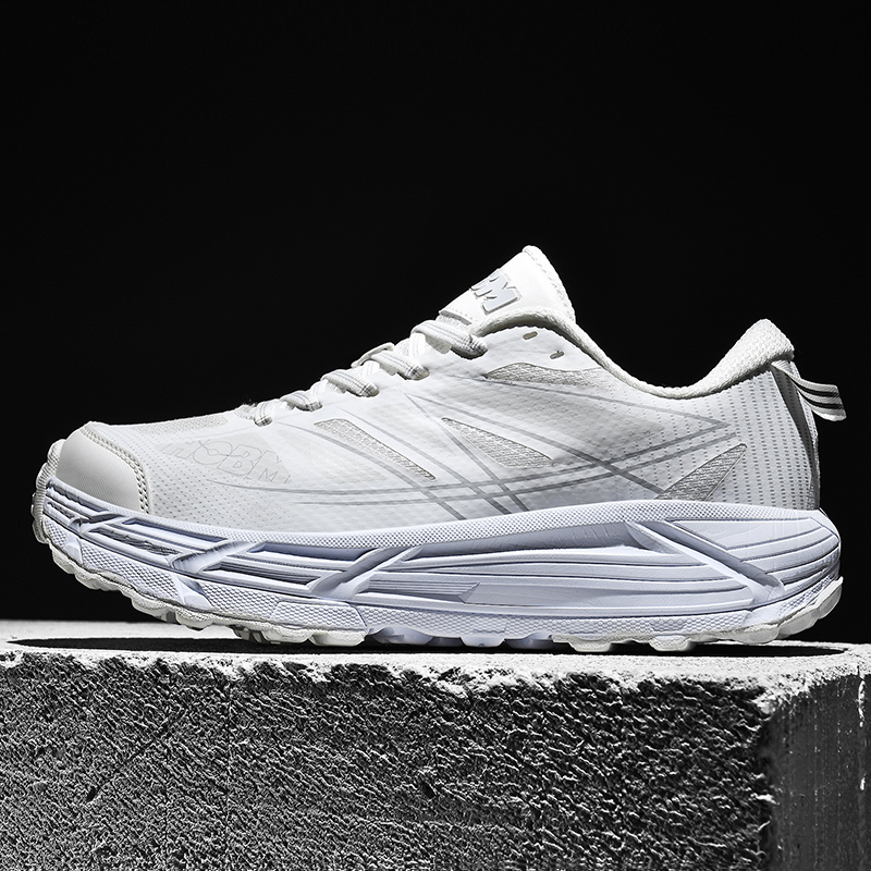 2024Men Running Shoes Breathable Outdoor Sports Shoes Lightweight Casual Sneakers for men Comfortable Athletic Training Footwear