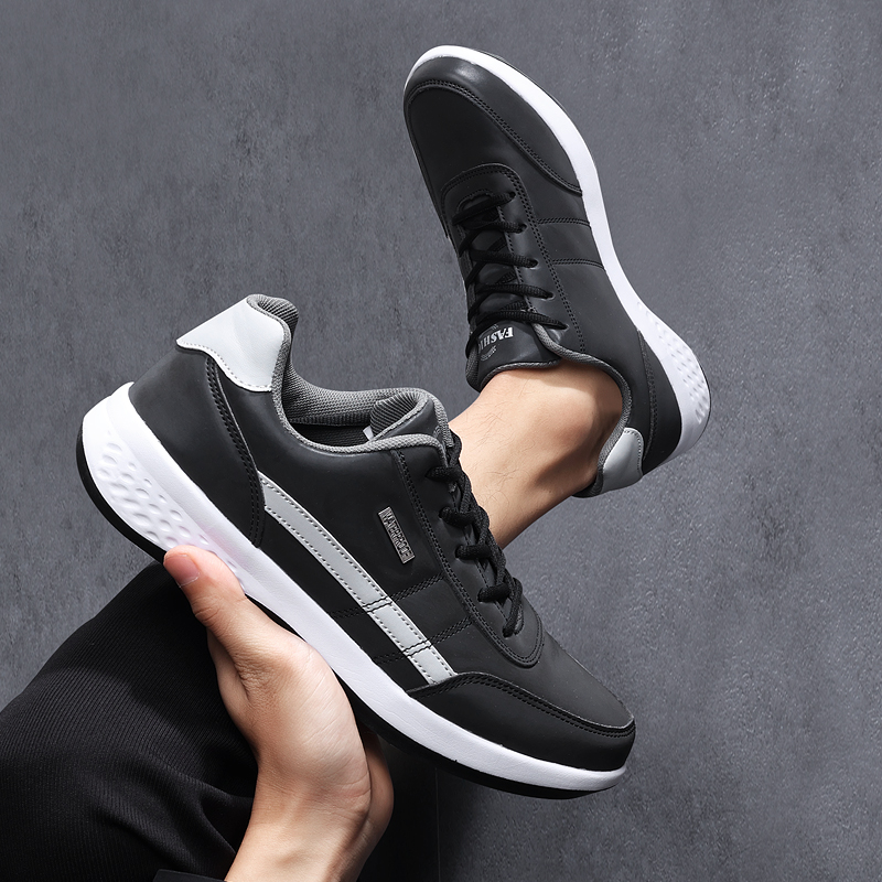 Jogging Men Vulcanized Sneakers Fashion Running Trainers Youth Student Trend Non-slip Footwear PU Leather Waterproof Board Shoes 940e