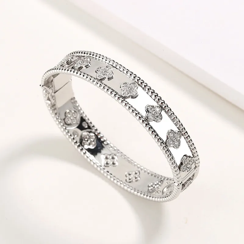 Designer Clover Bangle Bracelet For Women 925 silver 18k Gold Plated Full Crystal Diamond Kaleidoscope Bracelets Cuff Bangle Valentine day Party gift