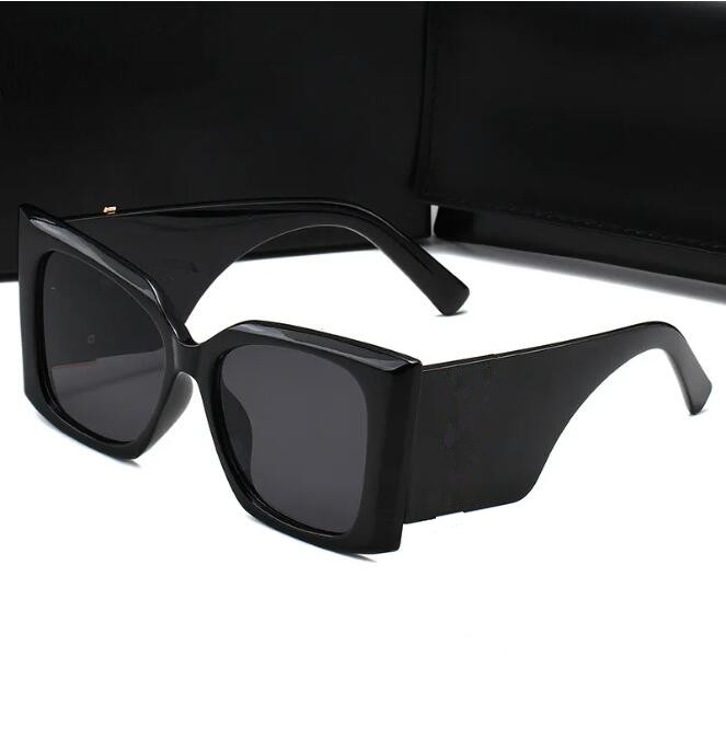 Luxury Sunglasses Designer letter womens Mens Goggle senior Eyewear For Women eyeglasses frame Vintage Metal Sun Glasses 003