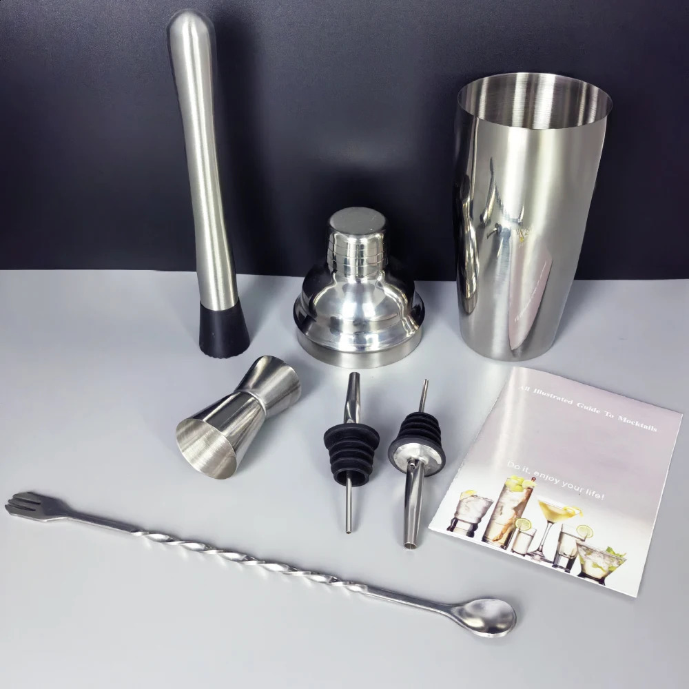 6 Piece 750ml Cocktail Shaker Set Bartender Kit Bartending Bar Shakers with Recipe 240729