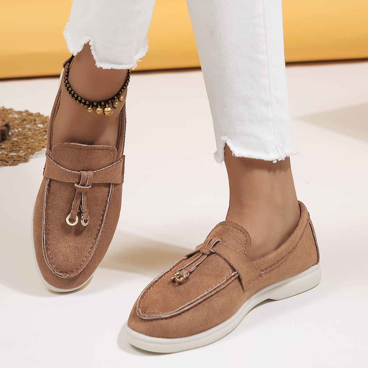 Women Loafers Slip on Ladies Flats Brand High Quality Spring Autumn Casual Flat Shoes Leather Cashmere Single Shoes Plus Size 42