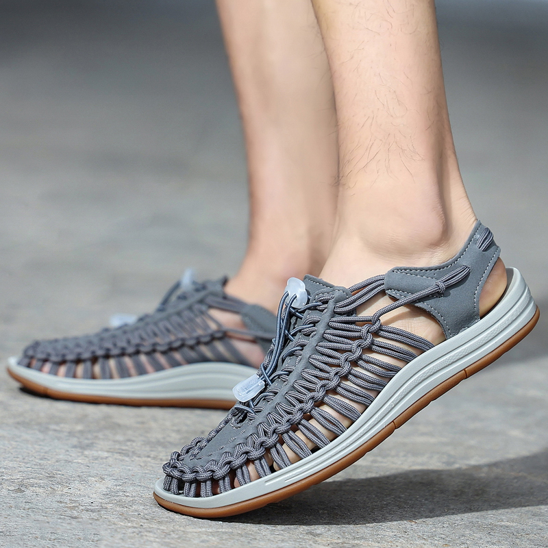 2025 new Handmade Summer Weaving Fashion Design Men's Outdoor Casual Beach Sandals Breathable Soft Big Size 35-46 Slippers ac70