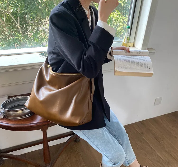 Bags for women crossbody bags Female Korean version of large-capacity soft collapse shoulder bagwomens tote bag student bag 240730