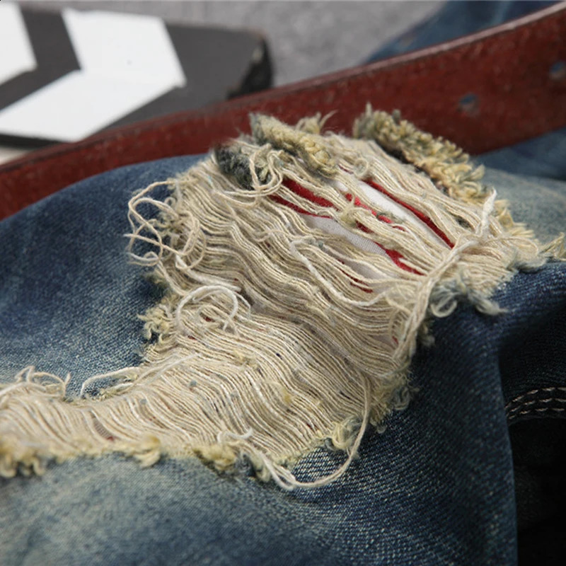 mens torn denim Trouser fashionable casual jeans straight highquality pencil pants retro dark blue slippers 240816