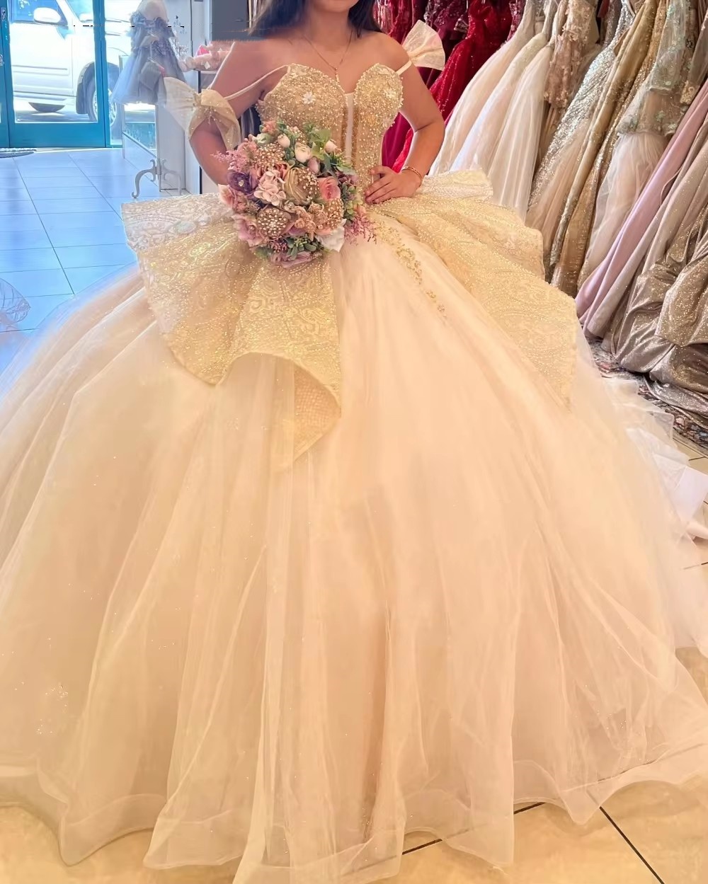 2025 Sparkly Champagne Quinceanera Dresses Ball Gown Applique Beaded Tiered Mexican Corset Sweet 16 Vestidos De 15 Anos