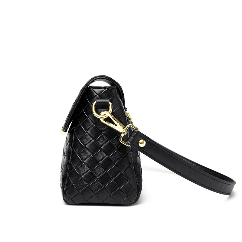 shoulder trendy Woven crossbody small square bag