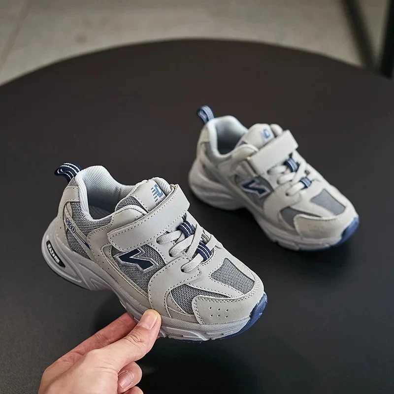 Todder boys tennis shoes spring and autumn childrens leather boots sports shoes white boys and girls outdoor shoes mixed colors student shoes X250409