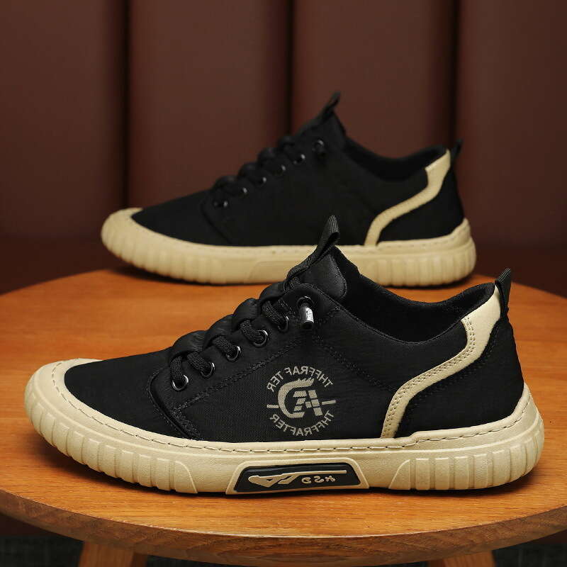 2024s Casual breathable board 2024 new summer trend hot canvas men's fashion shoes, ice silk slip-on shoes