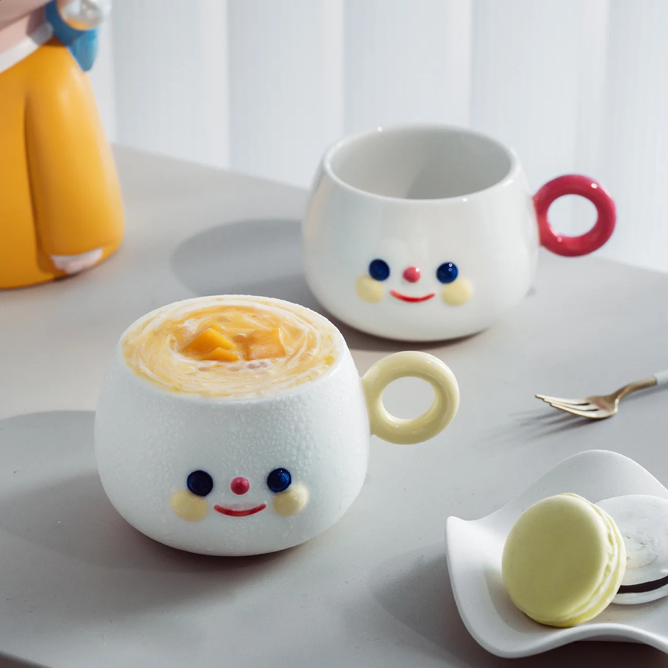 Creative Cute Smiling Face Round Mug With Handle Home Simple Ceramic Water Cup Coffee Milk Cup Couple Girlfriend Cup Small Gift 240730