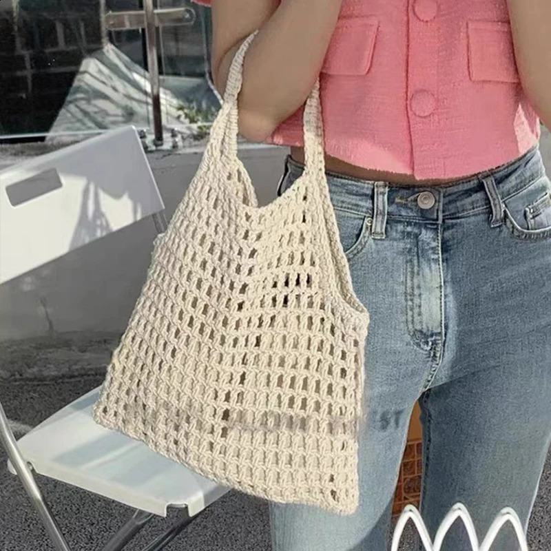 Fashion crochet handbag for womens summer beach large capacity hollow knitted bag Bohemian shoulder 240913