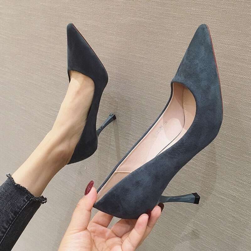 2024S 2024 New Fine Suede Professional Work Women's Students Ceremonial High Heels New Female Pointed Head Middle Heel Single Shoes Black