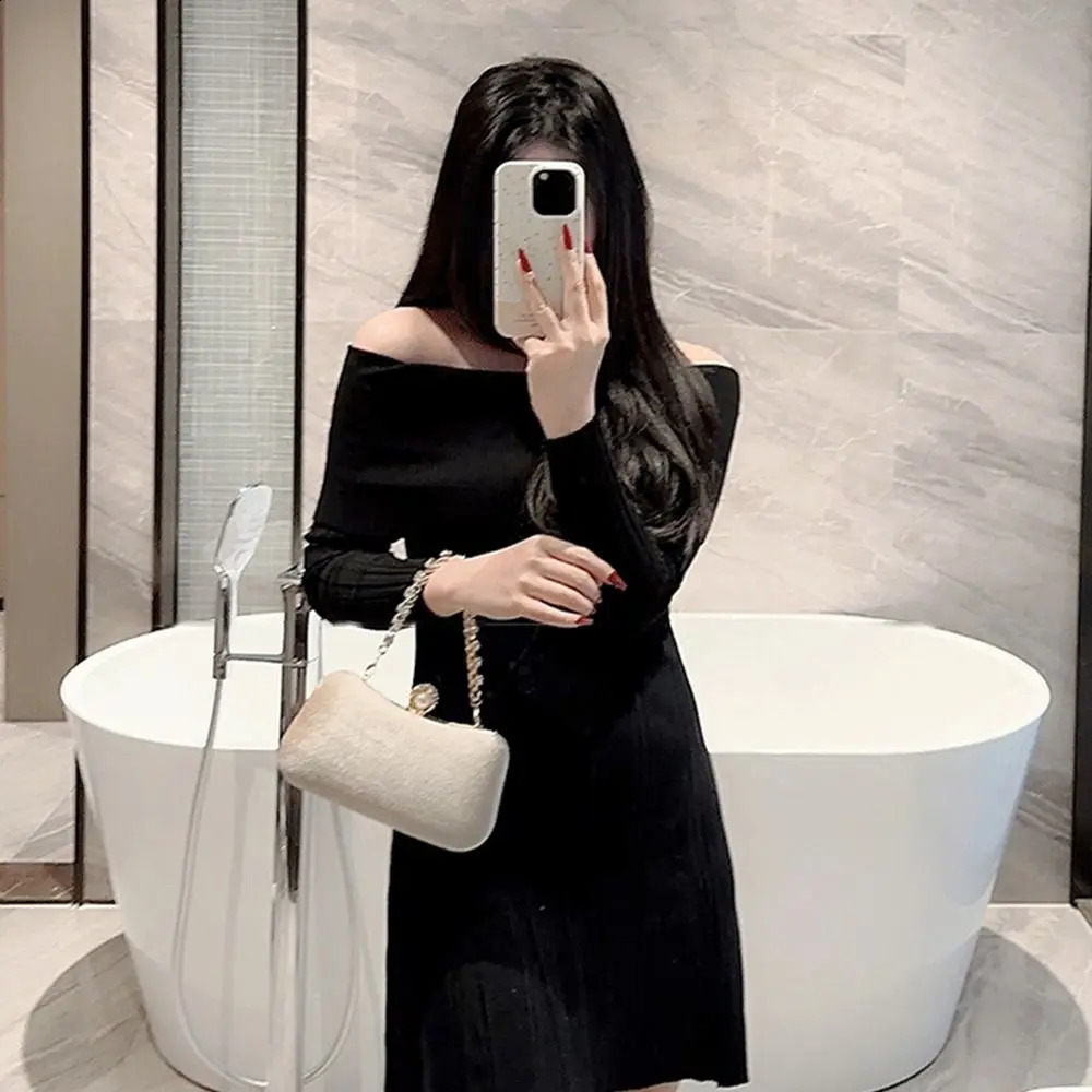 Gold Velvet Evening Bag Fashion French Vintage Pearl Chain Shoulder Bags Banquet Clutch Wedding Party 240813