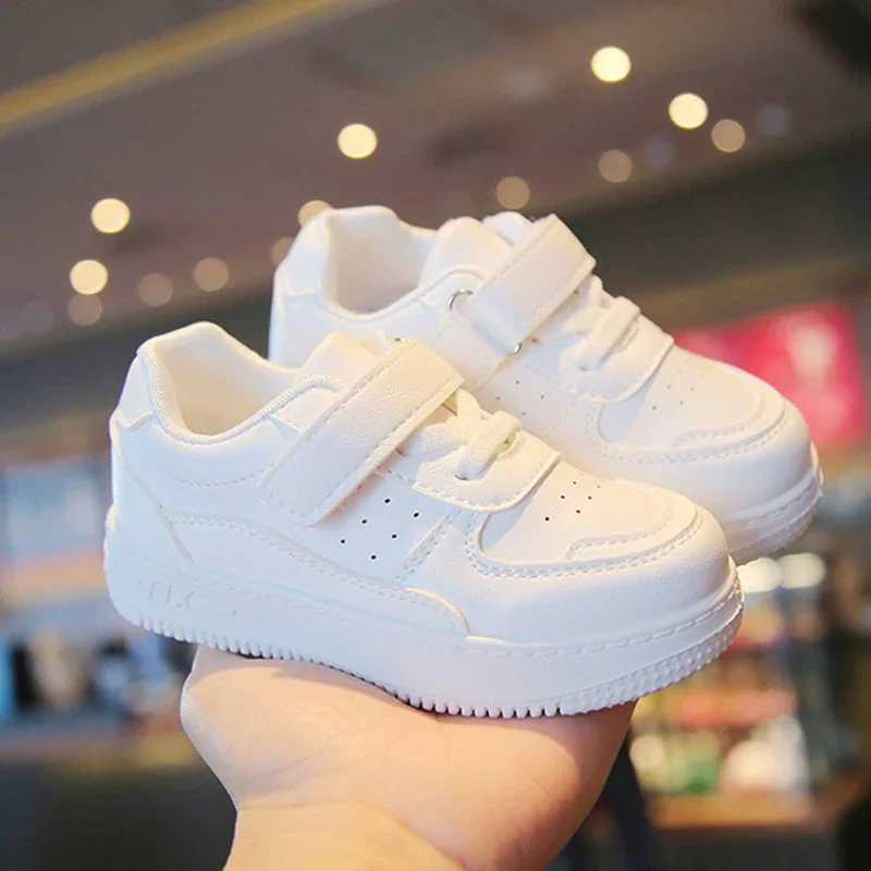 Childrens casual shoes mesh sports shoes boys sports breathable tennis sports shoes baby girls spring fashion shell white running shoes X250409