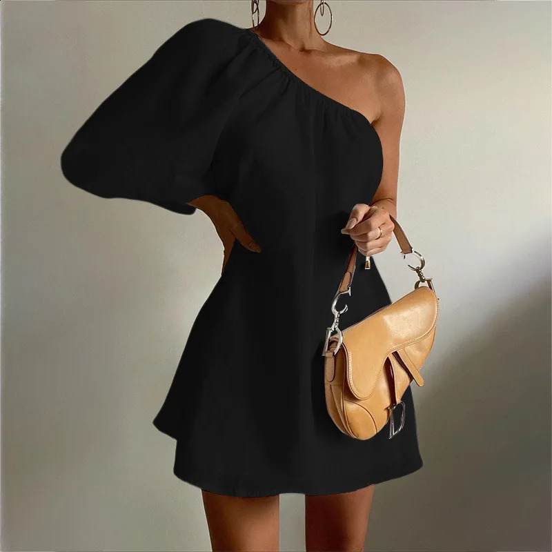 Cotton and linen irregular short diagonal collar dress loose diagonal shoulder slimming dress temperature commuting laminated dress 240729