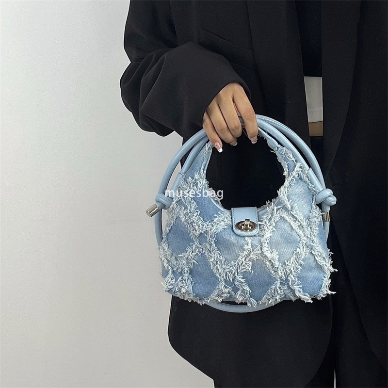 Retro denim bag woman new niche design sense fringe crossbody bag fashion simple single shoulder bag tide