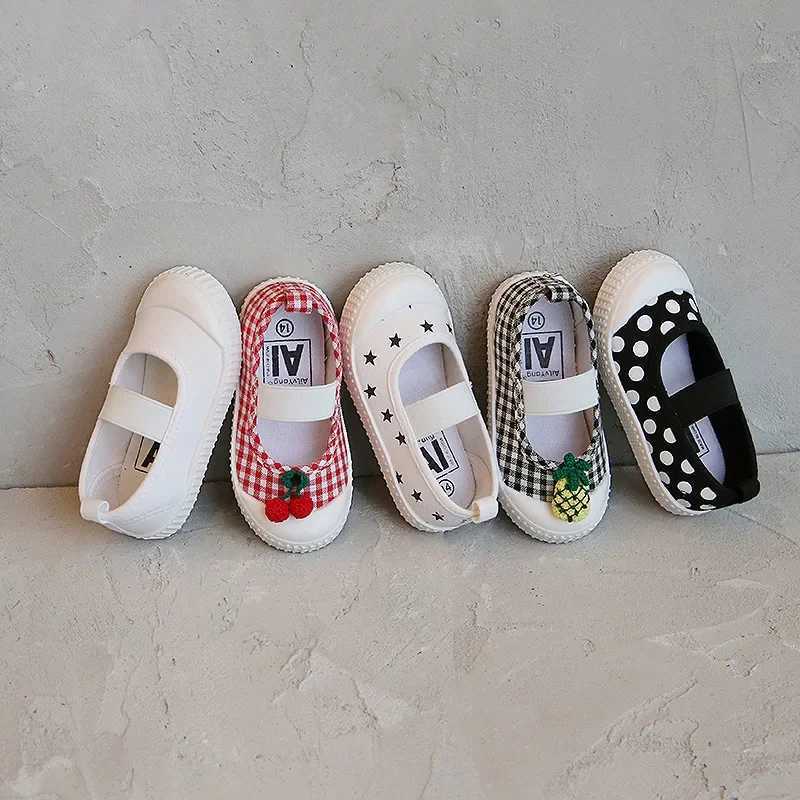 Gril Shoe Childrens Casual Shoes Cartoon Gril Sports Shoes 2023 Autumn New Daily Versatile Boys and Girls Canvas Shoes Cute Childrens Shoes Zapatillas