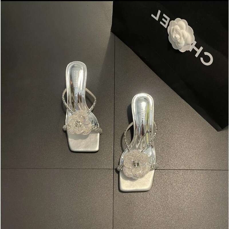 Beautiful crystal high heels women's 2024 new rhinestone camellia flip flops high heels summer skirt wear high heels size